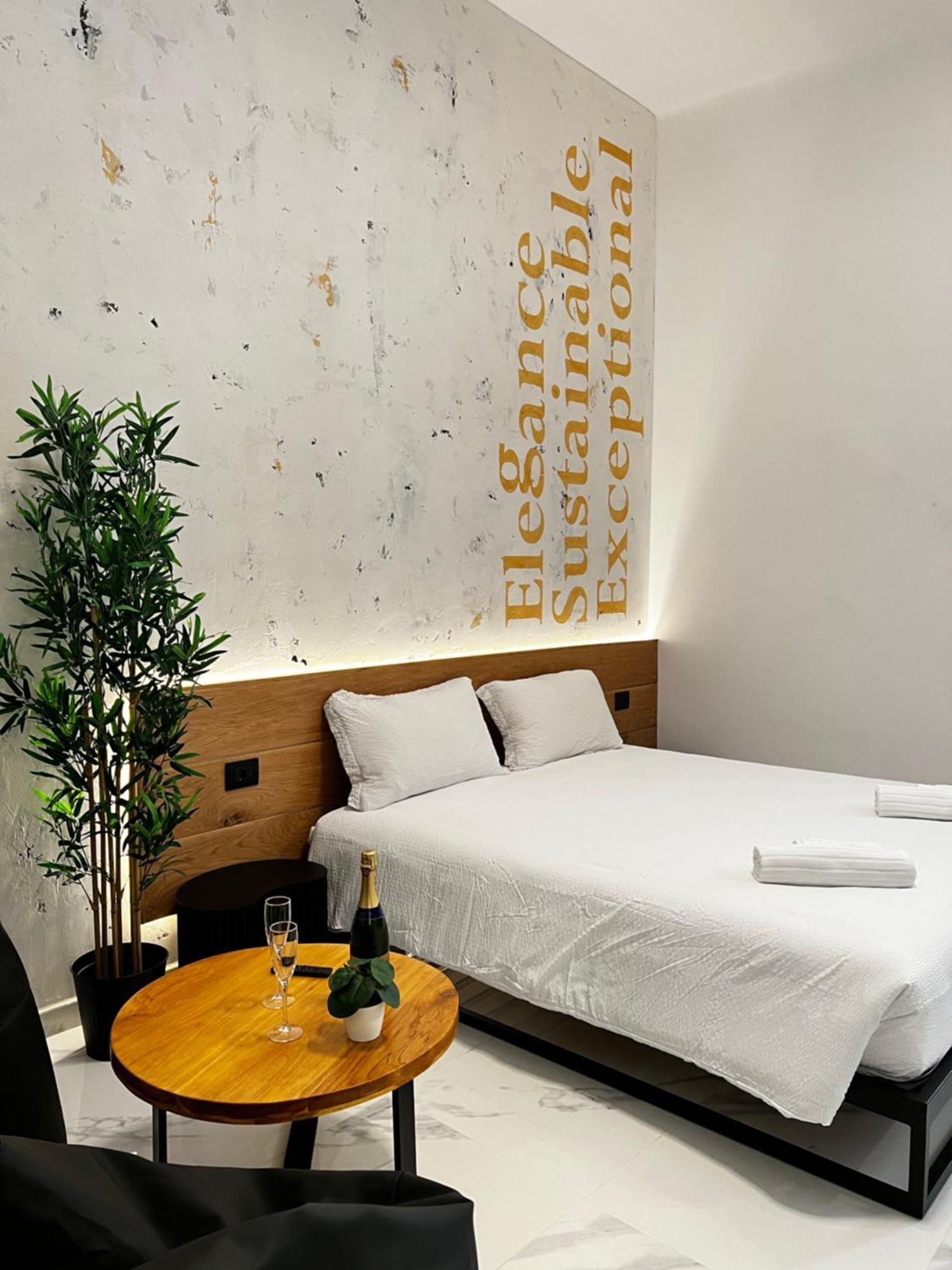 Affittacamere Ese Luxury - Elegant Jacuzzi Suite, Quiet&central Roma